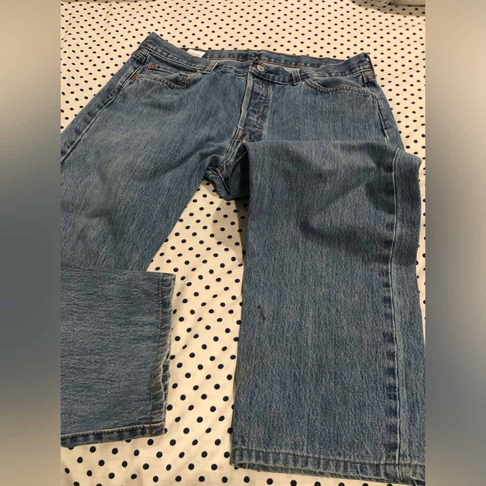 501 Levis size 36 cropped